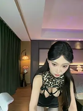 AYW-21n Live XXX chat