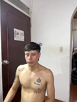Sexytaty2022's Live XXX Chat