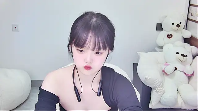 Evil-Bunny007 现场XXX聊天