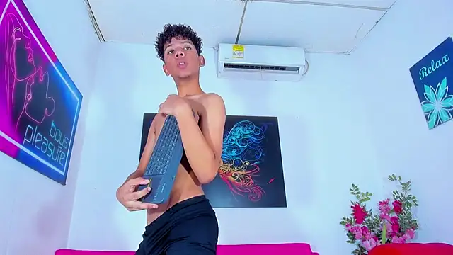 Litle_khodi Live XXX Chat