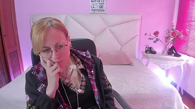 SammySanders Chat XXX live