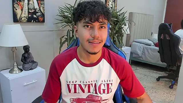 XXX chat uživo modela kai_storn