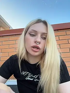Chatroom XXX en direct de DayaFoxy