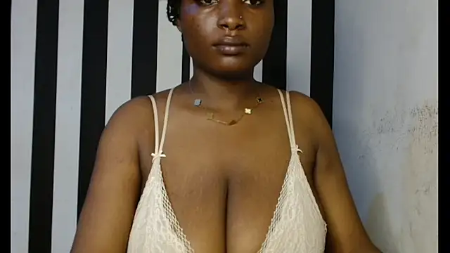 Chat XXX ao vivo de Coco_germ