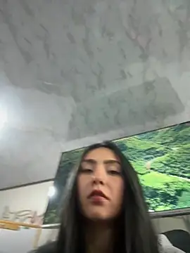 Amy_Kiitty_ Adlı Modelin Canlı XXX Sohbeti