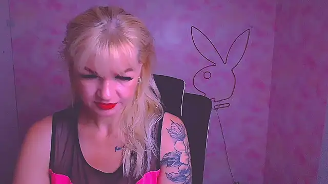 Madonna_Fire – Live XXX-chat