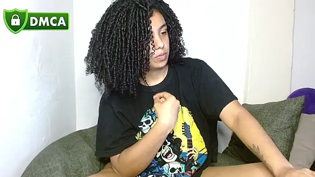 amantinaBOOBS' Live XXX Chat