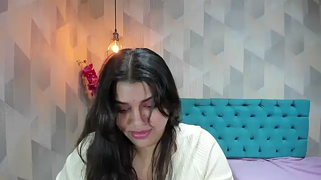 دردشة LindaBreeS الجنسية المباشرة