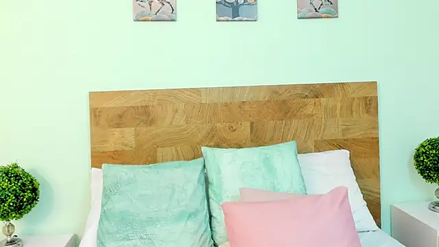 LexiiBloom Adlı Modelin Canlı XXX Sohbeti