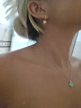 Pretty_roxxyy 现场XXX聊天
