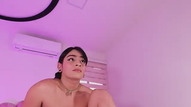 Chat XXX en directo de Malaia_thompson_