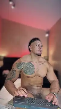 MassimoWalton2's Live XXX Chat