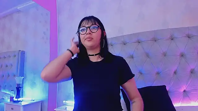 LilithBluum Live XXX-chat