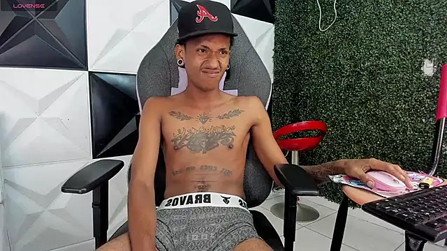 Chat XXX ao vivo de ManSant