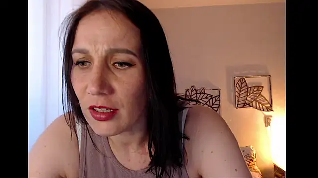 Czat XXX na żywo – pepper_milf