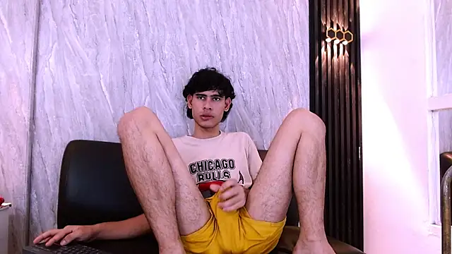 Kevin_Brooks1 Live XXX Chat