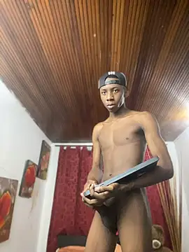 milo018 élő XXX-chatje