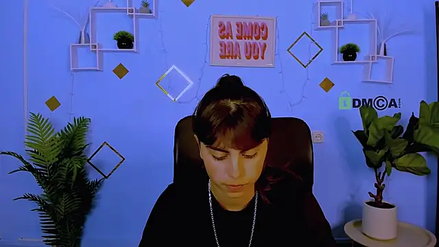 Chat XXX ao vivo de shadow_kiss_