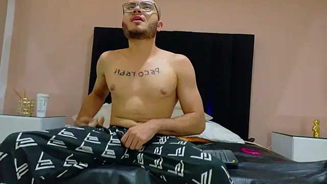 Czat XXX na żywo – Matia_Zelvya