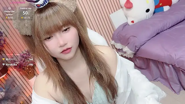 di-or- Live XXX-Chat