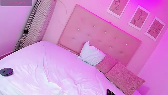 ANNIE_DOLCE_ élő XXX-chatje