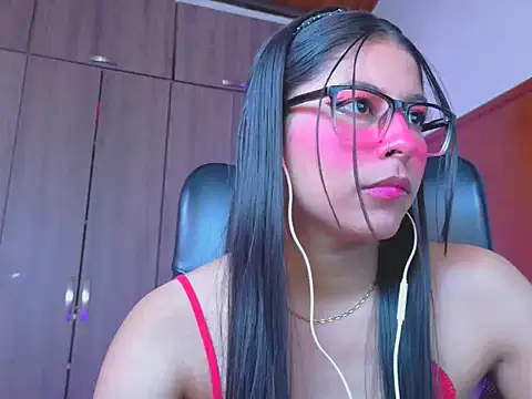 دردشة _ALLYSON18_ الجنسية المباشرة