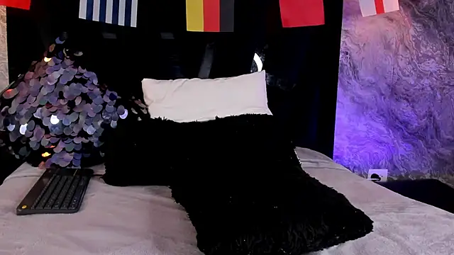 XXX chat uživo modela Kendall_Rous_