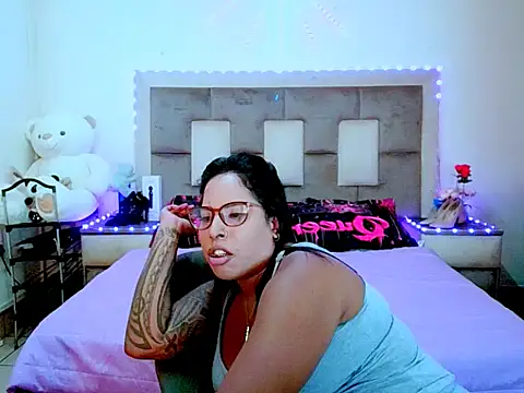 Chat XXX ao vivo de indiantopaz694u