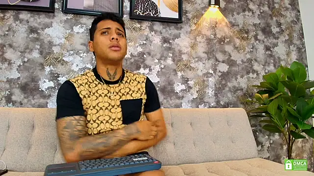 Alejandro_and_Deiby Obrolan Langsung XXX