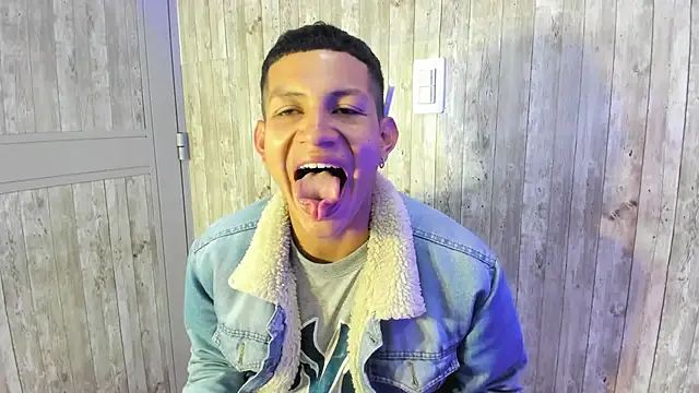 Tony_Zackk Chat XXX live