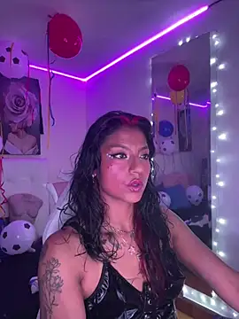 Chat XXX en directo de SamathaMay