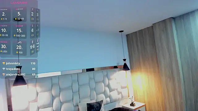 Živý XXX chat Helenn_Moore