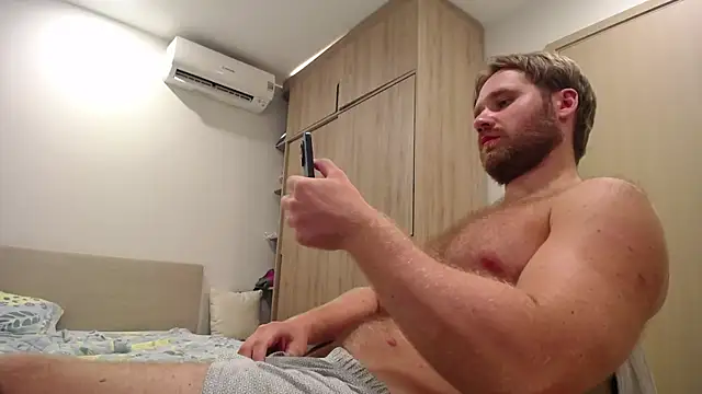 LorenzoLux's Live XXX Chat
