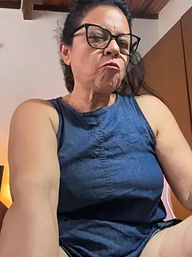 Chat +18 de Sharongirl07 ao vivo