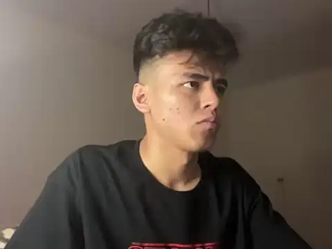 Chat XXX ao vivo de ToddWarren