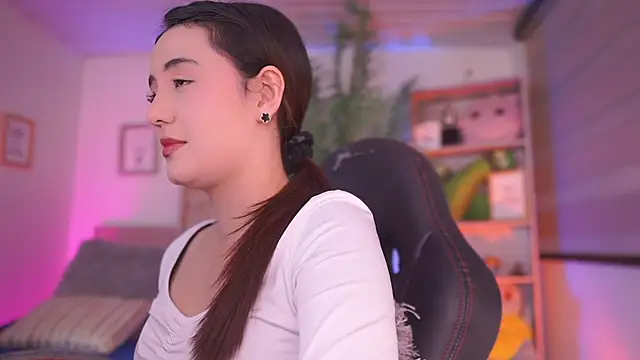 dakotaa_01's Live XXX Chat