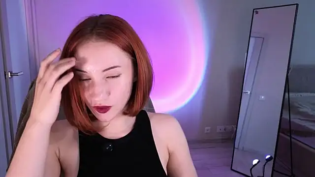 Little_Pretty_Woman's Live XXX Chat