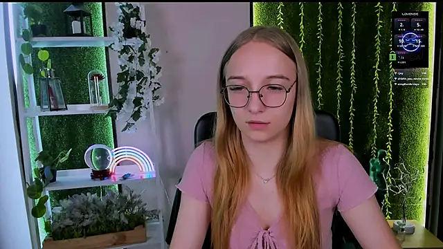 keylas_moan élő XXX-chatje