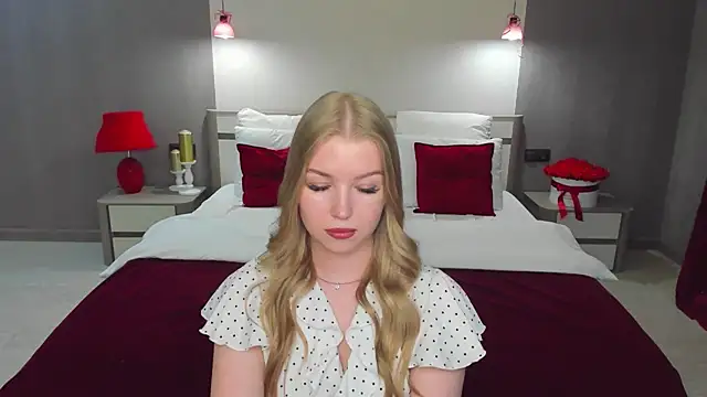 shy__lady Adlı Modelin Canlı XXX Sohbeti