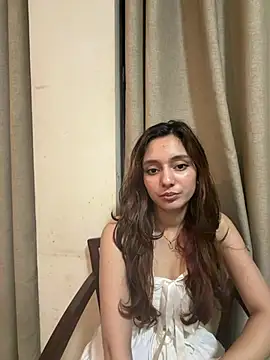 Lilywant Adlı Modelin Canlı XXX Sohbeti