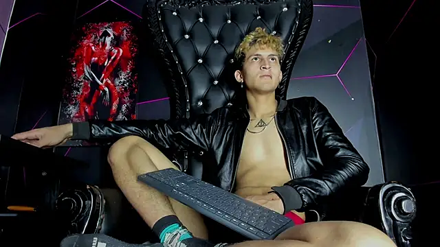 XXX chat uživo modela Axel_Romanov