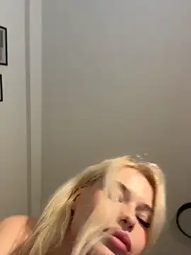 Vladamais' Live XXX Chat