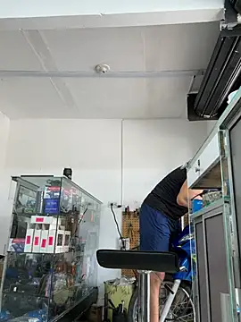 Paul22cm-'s Live XXX Chat
