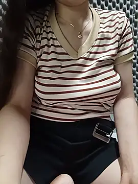 Shiny_68のライブXXXチャット