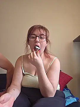 Chat XXX en directo de Ashloves_