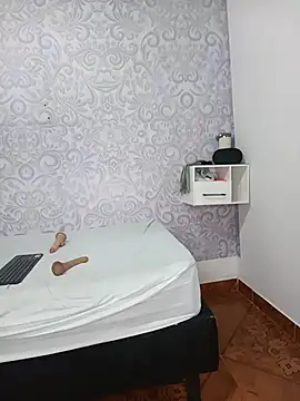 LucyAndBella Webcamshow