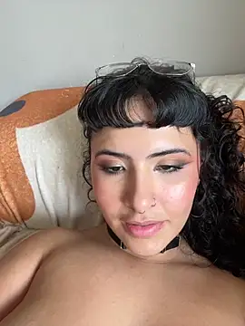 SugarTroubl33 লাইভ XXX চ্যাট