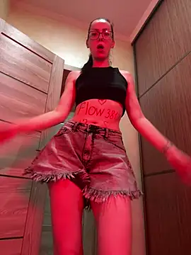 RussianGirls_ 即時 XXX 聊天