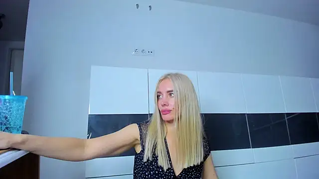 SabrinaSharm 现场XXX聊天
