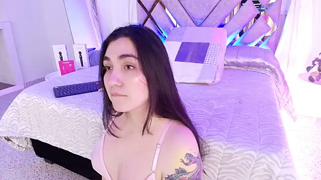 KathiaJenner's Live XXX Chat
